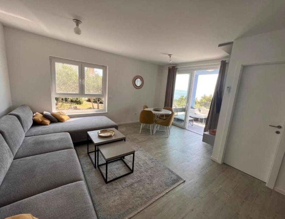 Hana Lux Apartment Apartment in Makarska