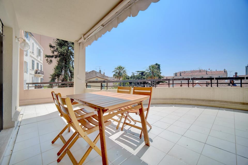 View (from property/room), Balcony/Terrace, furniture