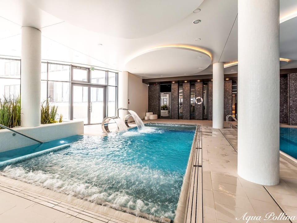 Hot Tub, Pool view, Area and facilities, Swimming pool