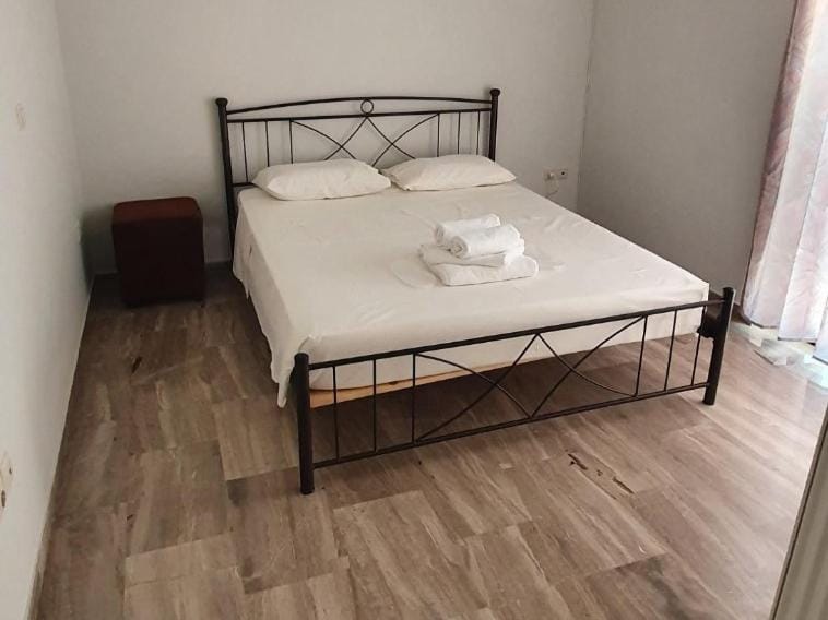 Glyfada-Elliniko Apartment in South Athens