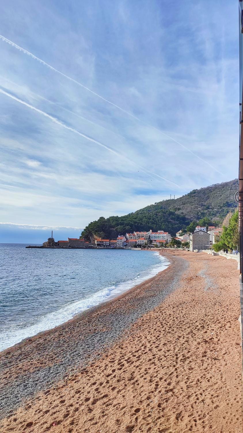 Nearby landmark, Beach