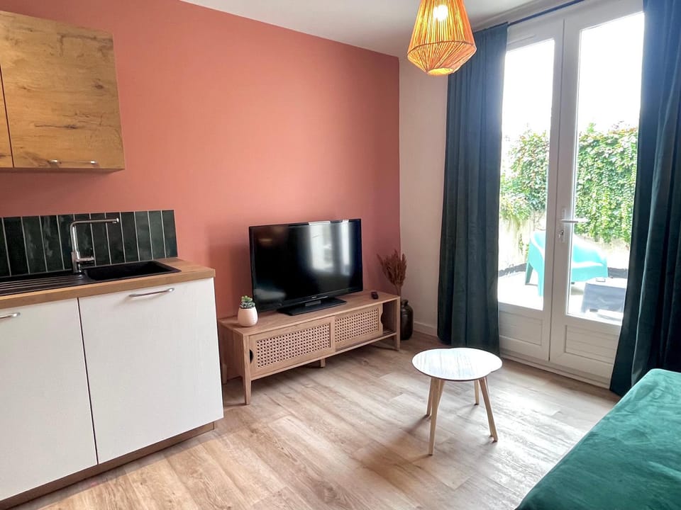 TV and multimedia, Living room