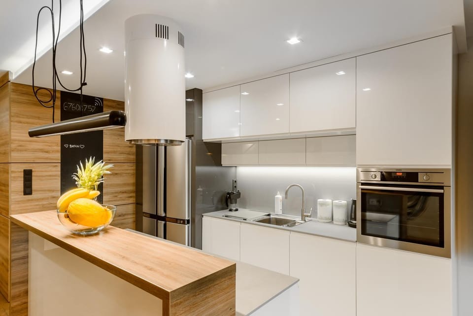 Coffee/tea facilities, Kitchen or kitchenette, Communal kitchen