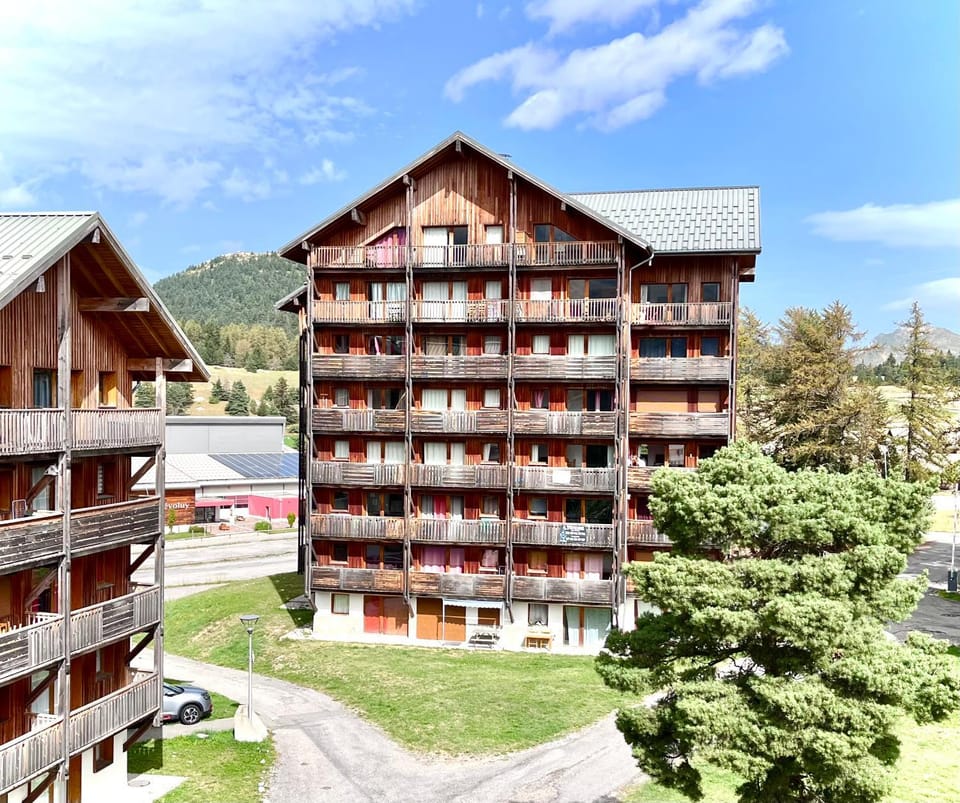 Property building, View (from property/room), View (from property/room)