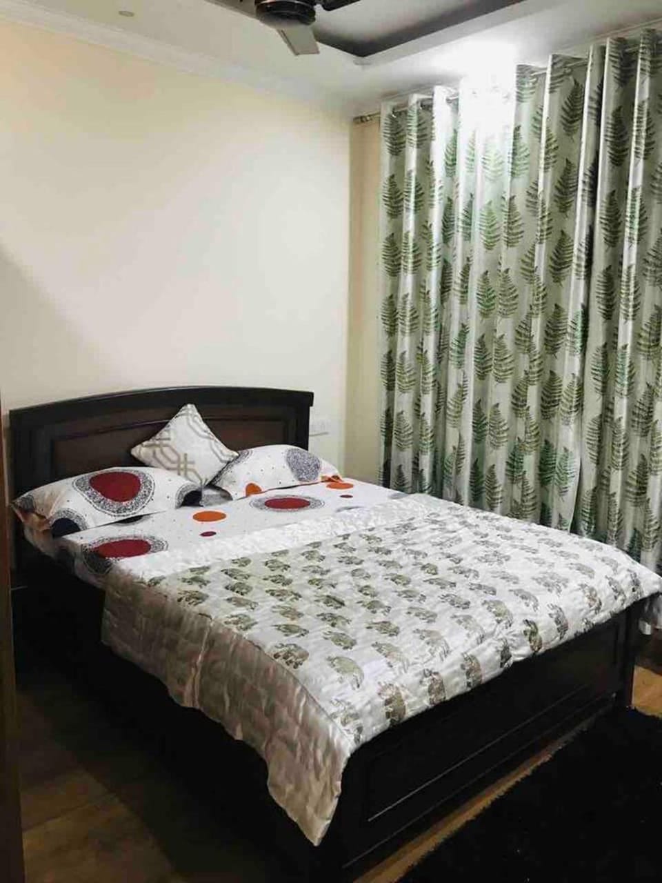 Bed, Photo of the whole room, Bedroom, furniture