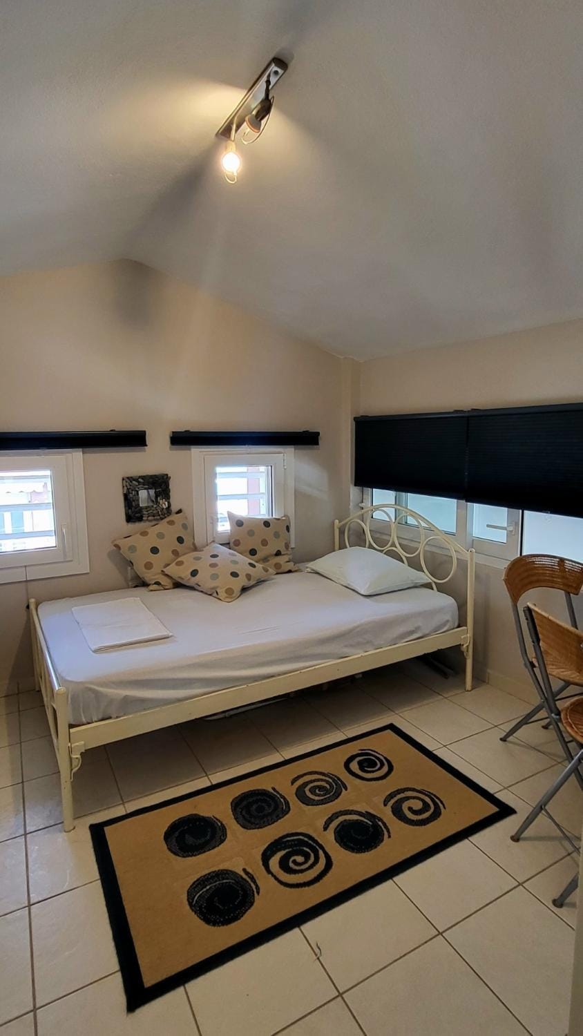 Evita Maisonette, Elegant Beachfront apt, Polychrono Apartment in Halkidiki