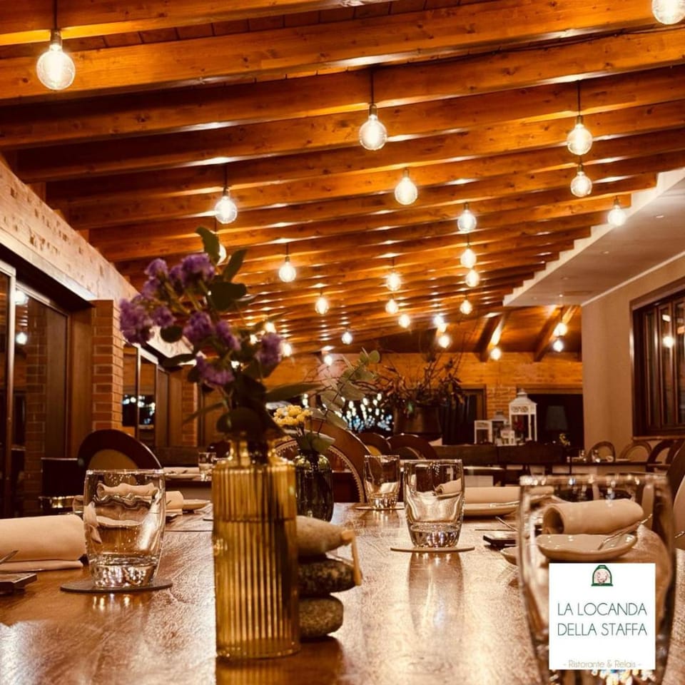 Restaurant/places to eat, Restaurant/places to eat