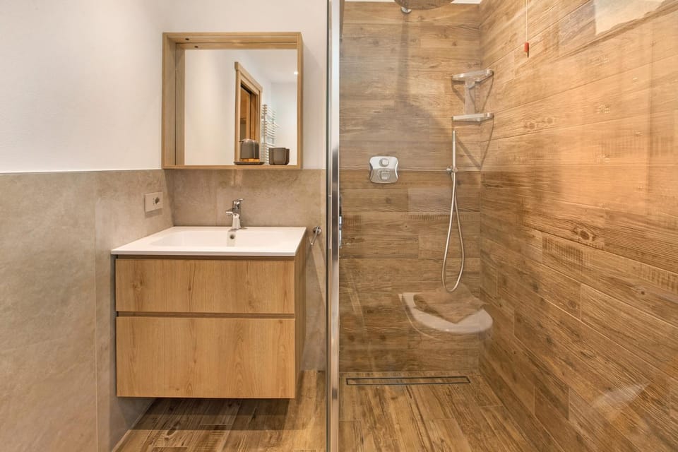 Bathroom, Living room