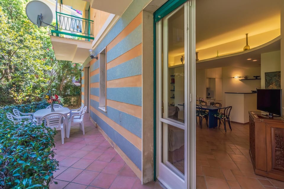 Balcony/Terrace, Dining area