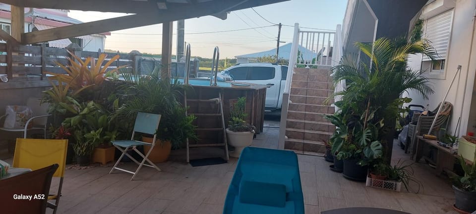 Haut de villa agréable et paisible climatise, wifi Apartment in Grande-Terre, Guadeloupe