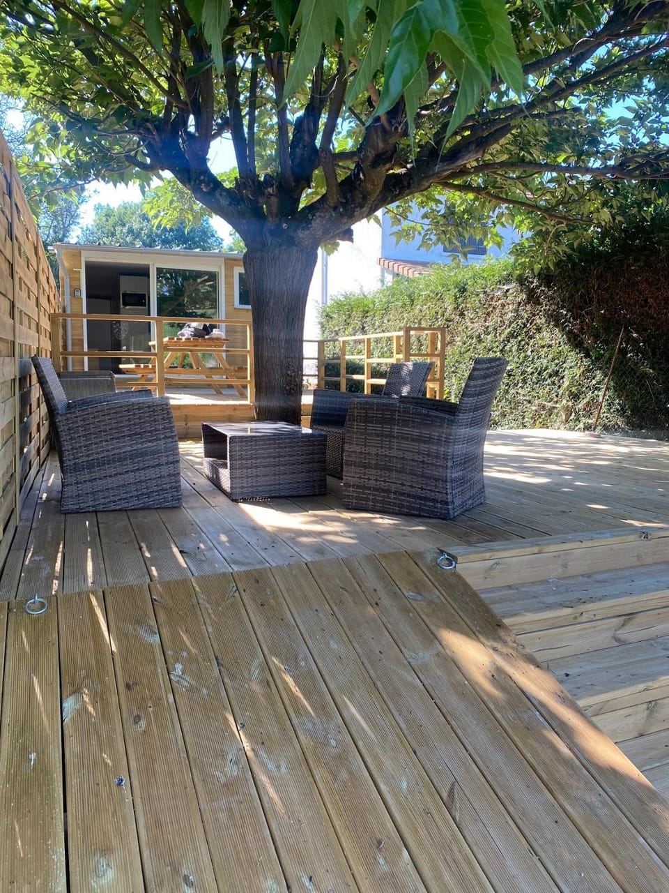 Patio, Facade/entrance