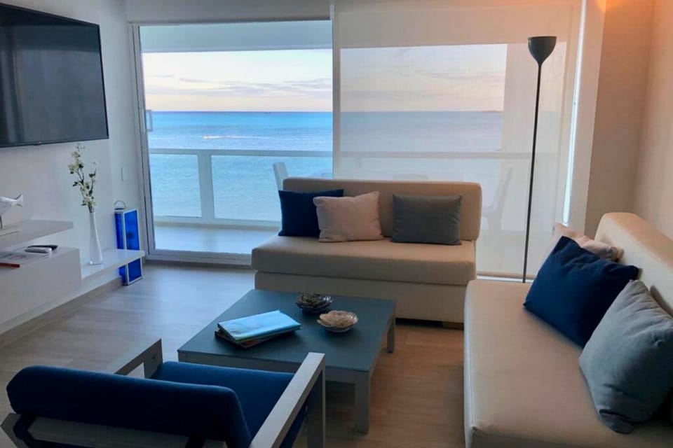 Living room, Sea view