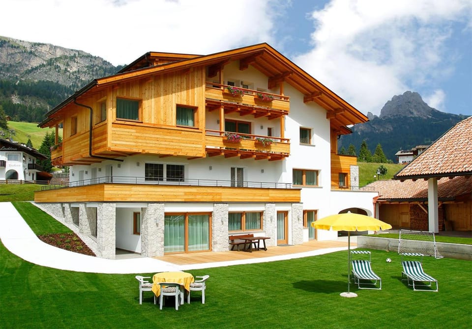 Residence Angelica Apartment in Sëlva