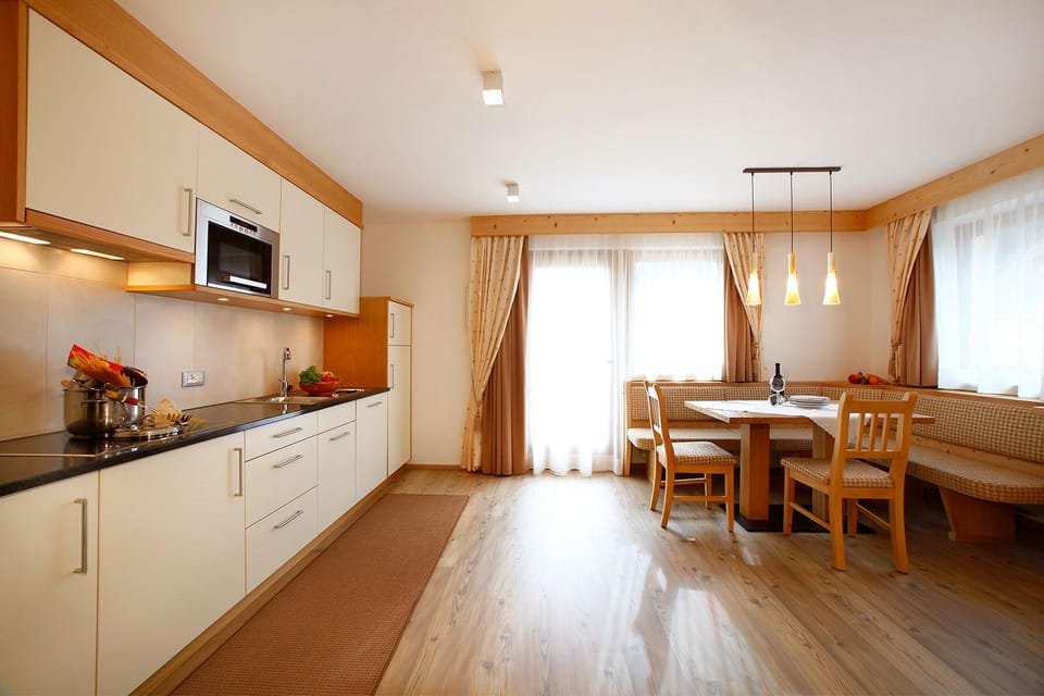 Residence Angelica Apartment in Sëlva