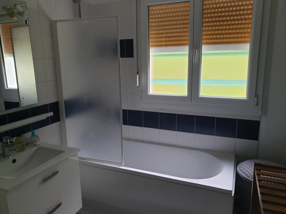 Appartement, Verdun , proche centre ville Apartment in Verdun