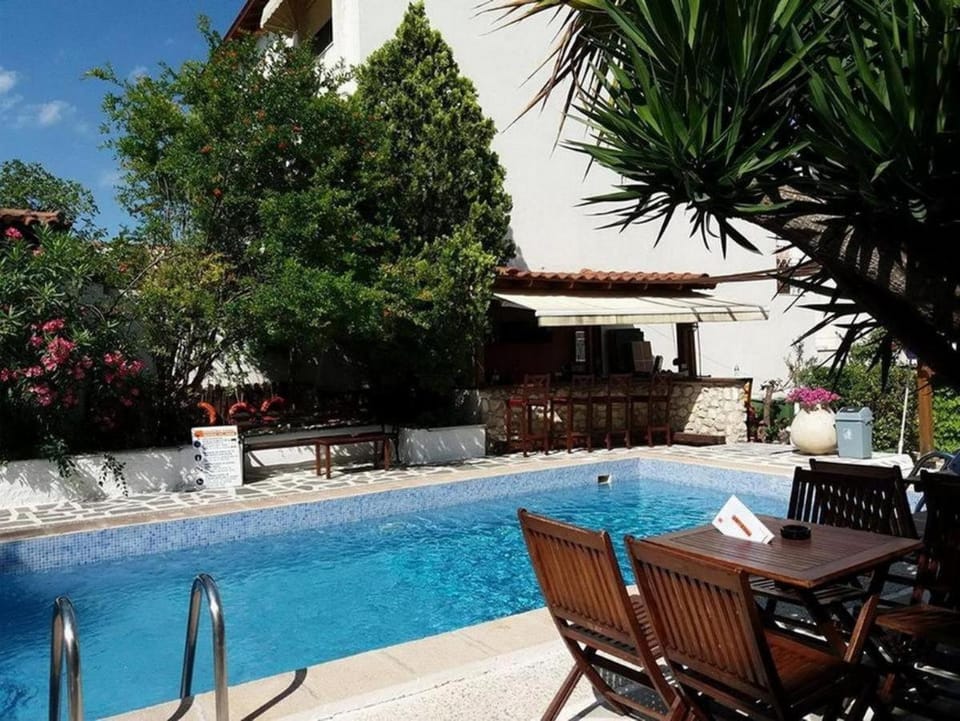 Patio, Day, Garden, Garden view, Pool view, Swimming pool, Swimming pool