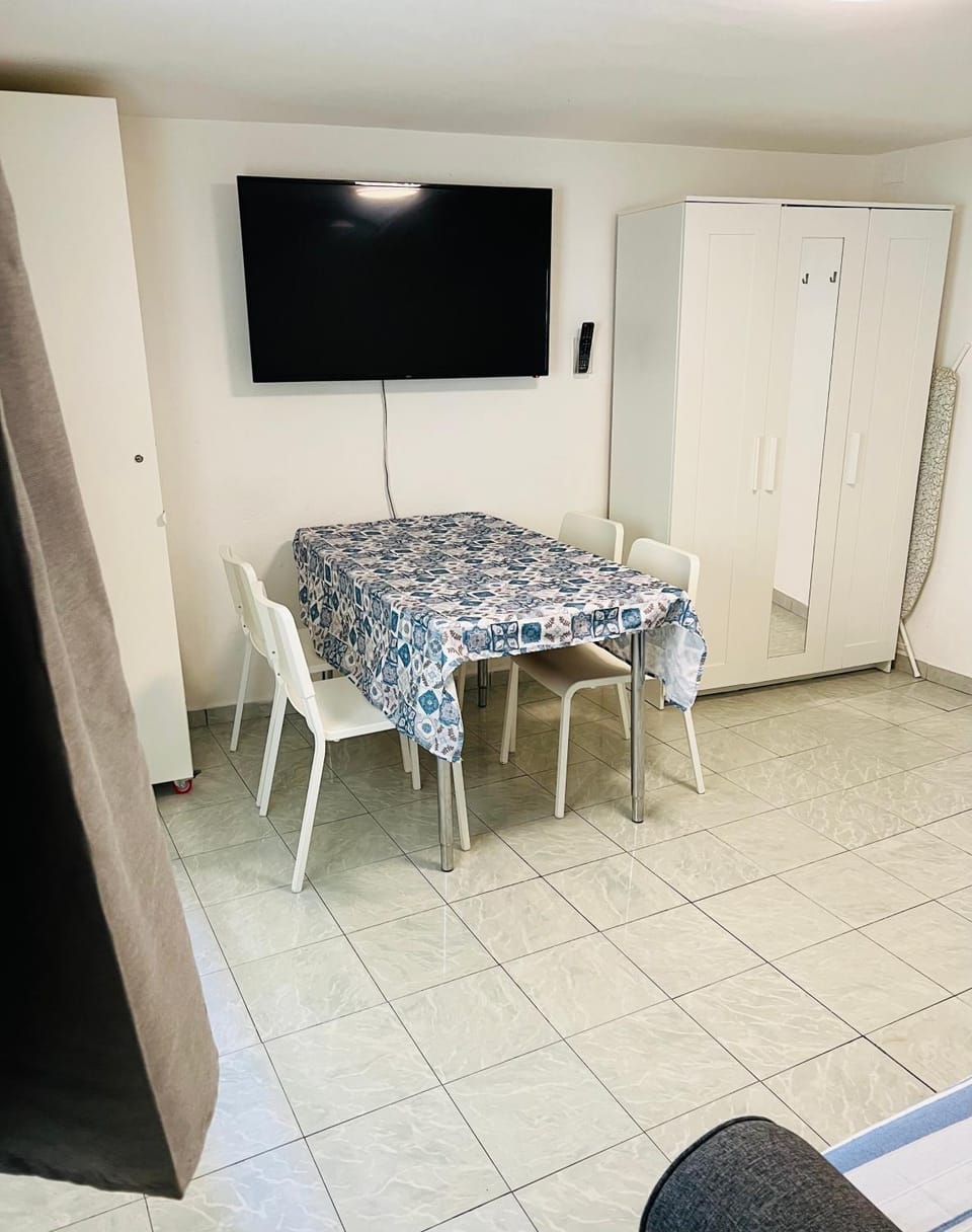 Venezia, 700mt to station, free parking, Shuttle Airport, Train Station, Via Napoli 71 Apartment in Venice