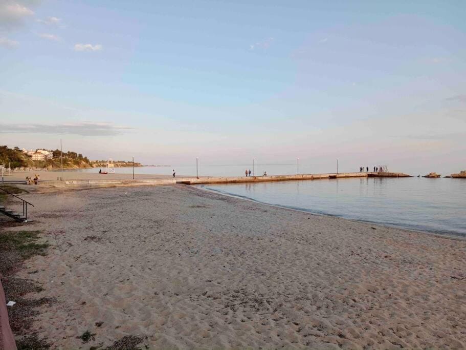 NG Luxury Apartments at Nea Kallikrateia No 1 House in Halkidiki