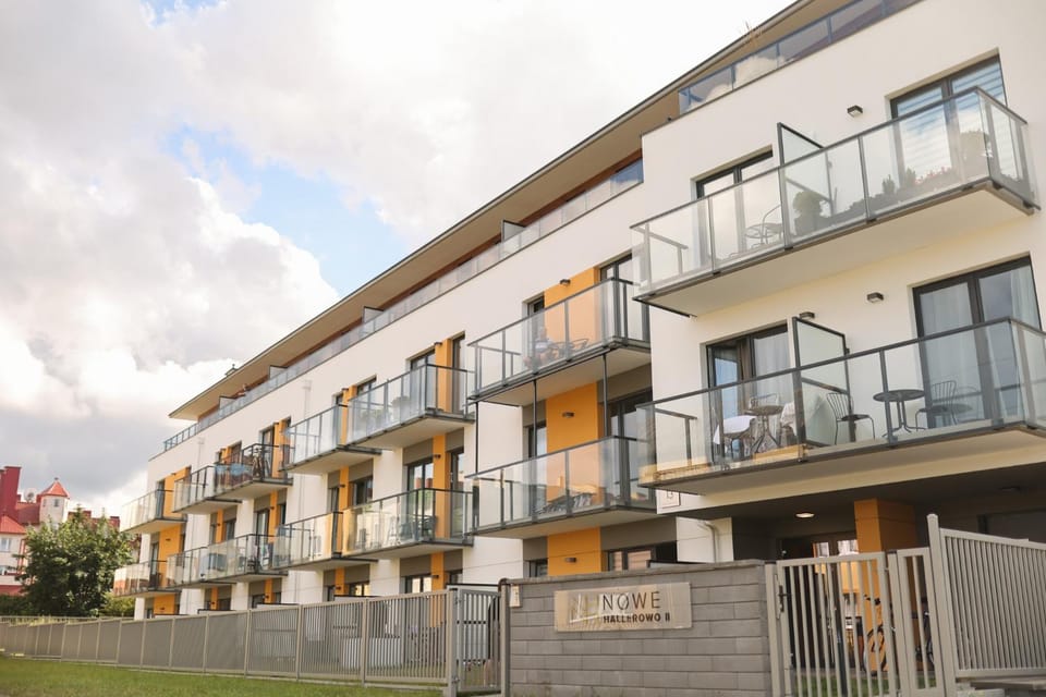 Property building, Facade/entrance, Neighbourhood