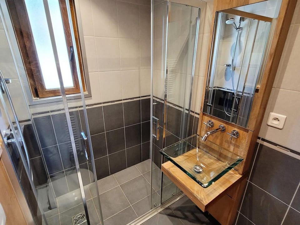 Appartement familial confortable aux Gets, capacité 4 personnes, balcon et WiFi - FR-1-598-104 Apartment in Les Gets