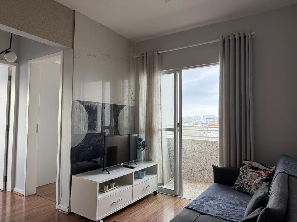 Lindo apartamento completo e com garagem coberta Apartment in State of Santa Catarina