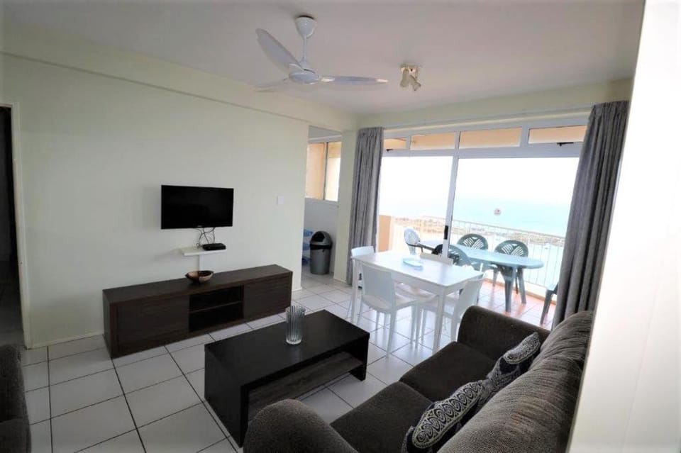 Living room, Sea view