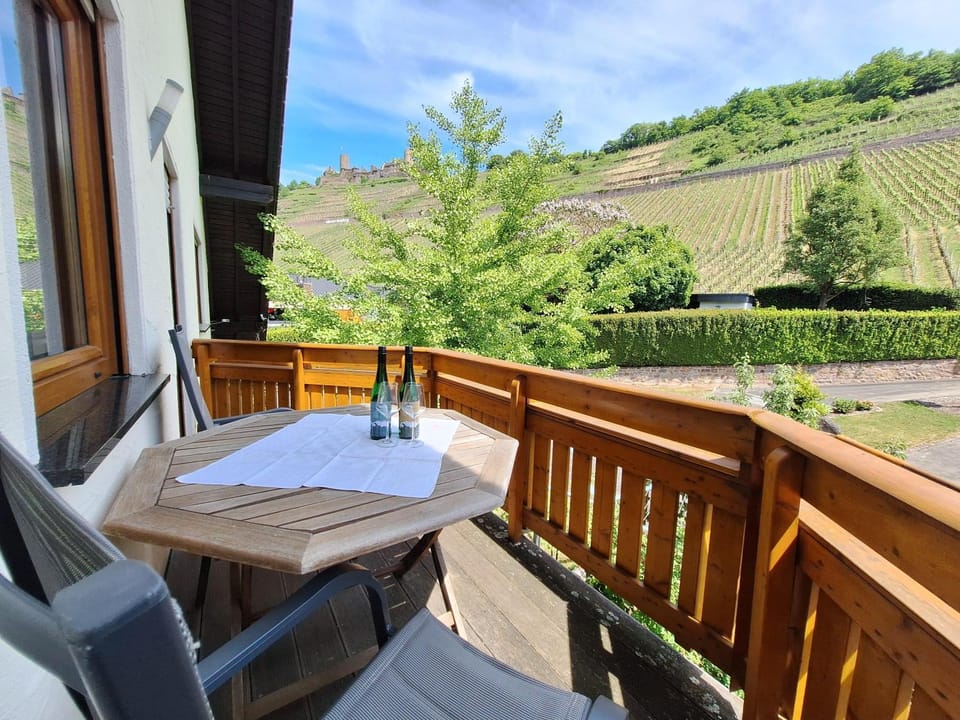 Nearby landmark, Natural landscape, View (from property/room), Balcony/Terrace, Seating area, Landmark view, Landmark view