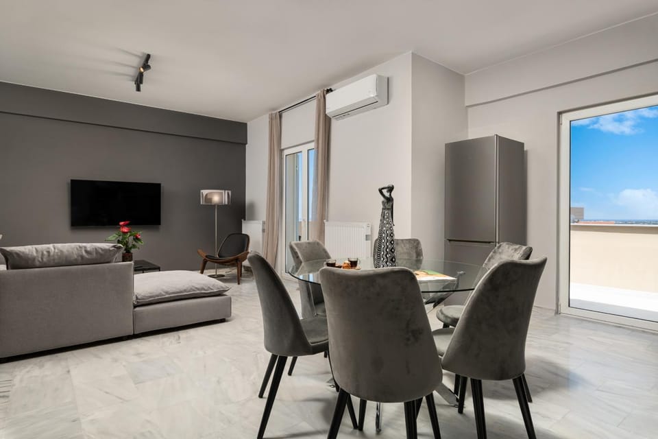 TV and multimedia, Living room, Dining area