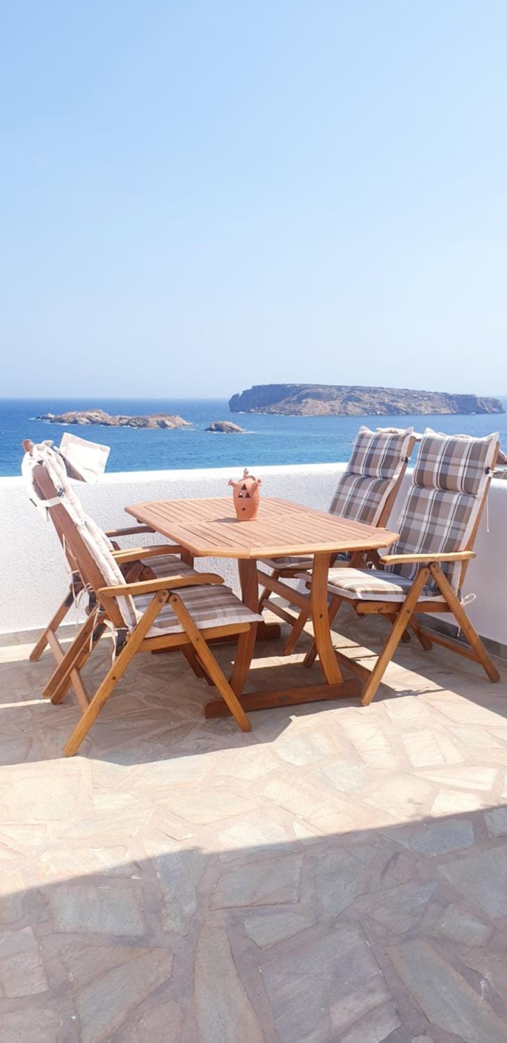Sophia & Chris Studios Apartment in Paros, Greece