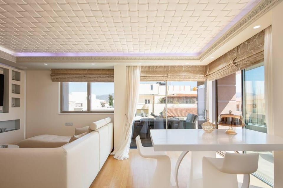 Living room, kitchen