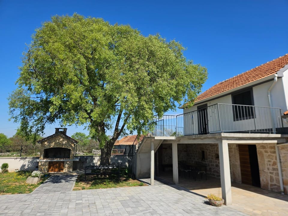 Holiday Home Nena House in Šibenik-Knin County, Croatia