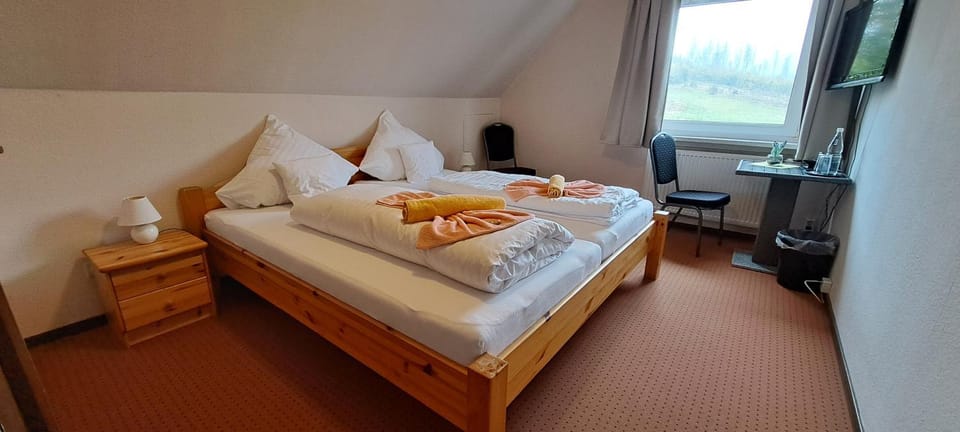 Bed, Photo of the whole room