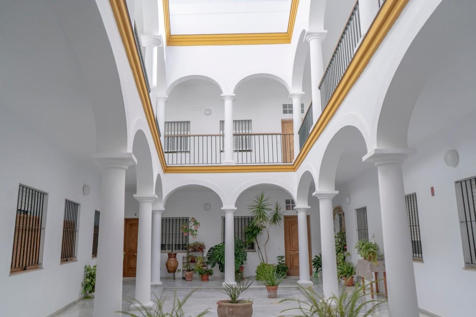 LOFT SÚPER LUMINOSO EN EL CENTRO DEL PUERTO DE SANTA MARÍA. Apartment in El Puerto de Santa María