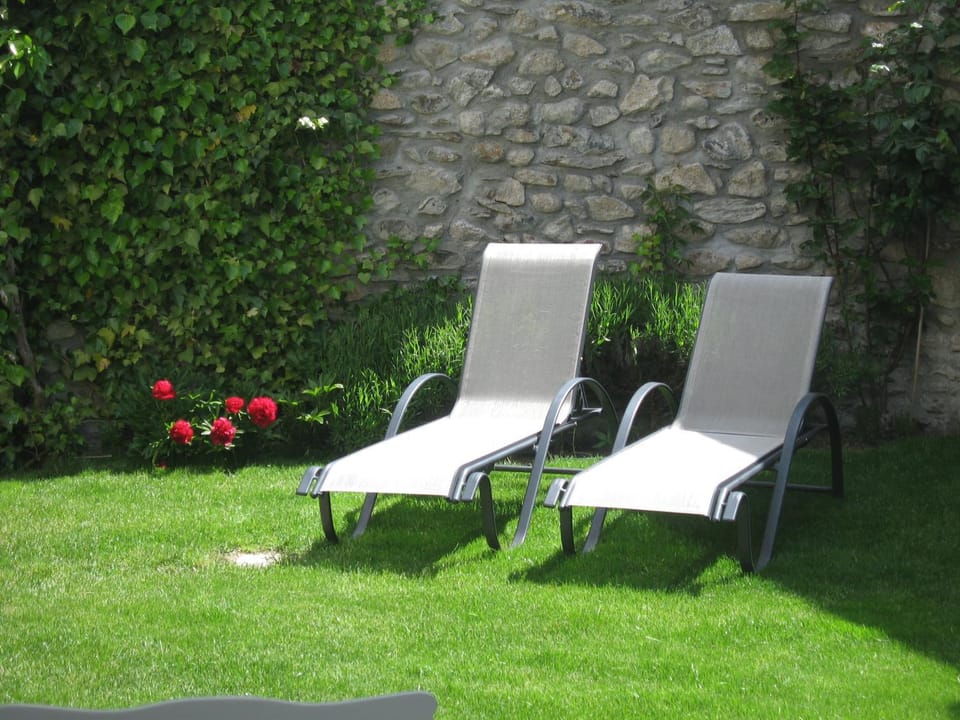 Balcony/Terrace, Garden view