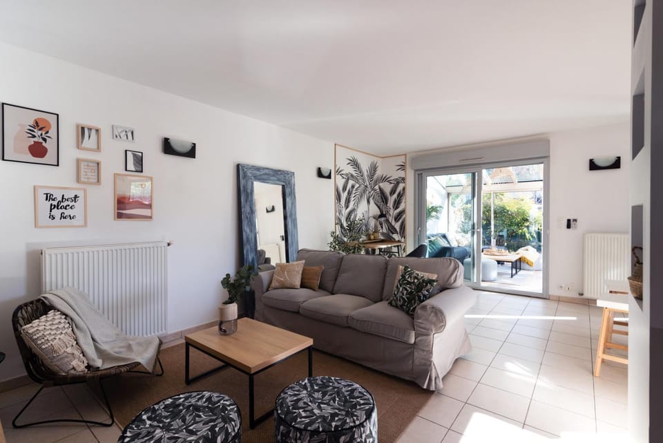 Living room, Other