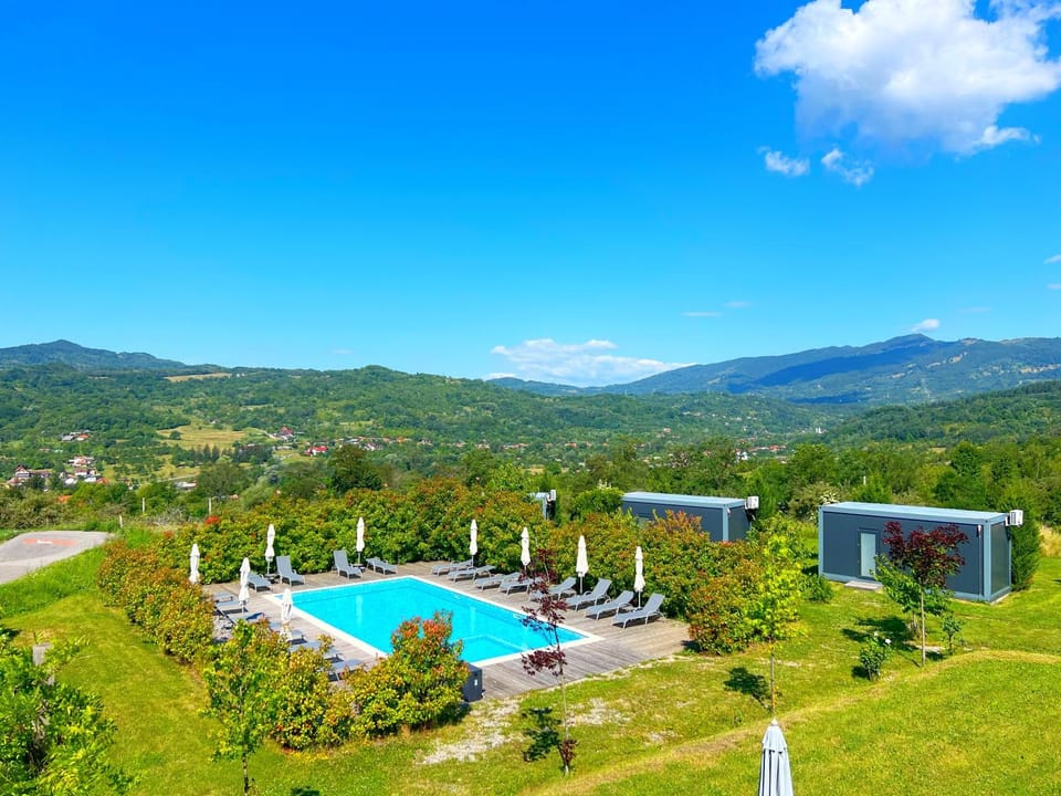 Nearby landmark, Day, Natural landscape, Mountain view, Pool view, Swimming pool, sunbed
