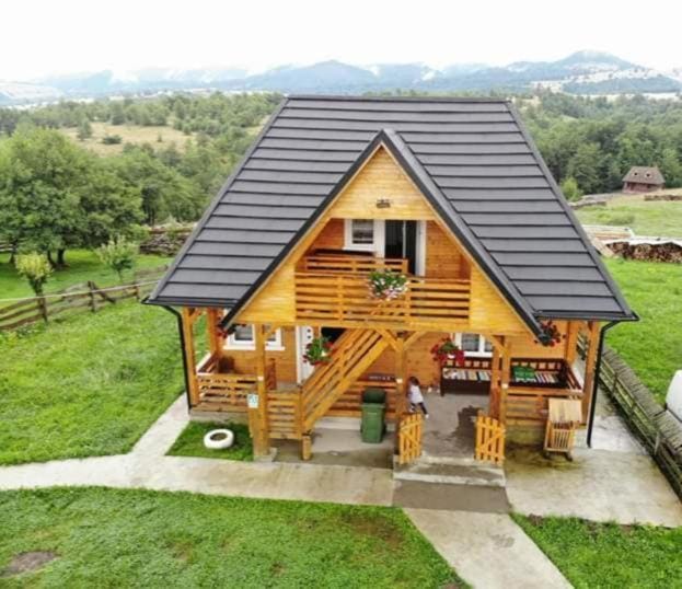 Casa Cupcea House in Romania