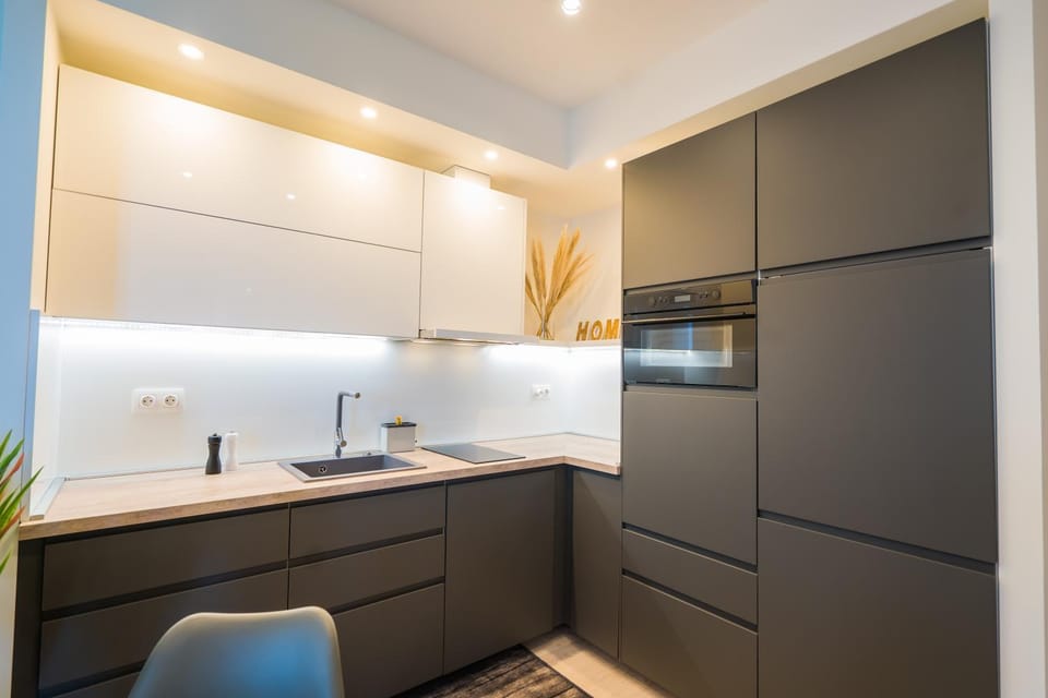 Kitchen or kitchenette, stove