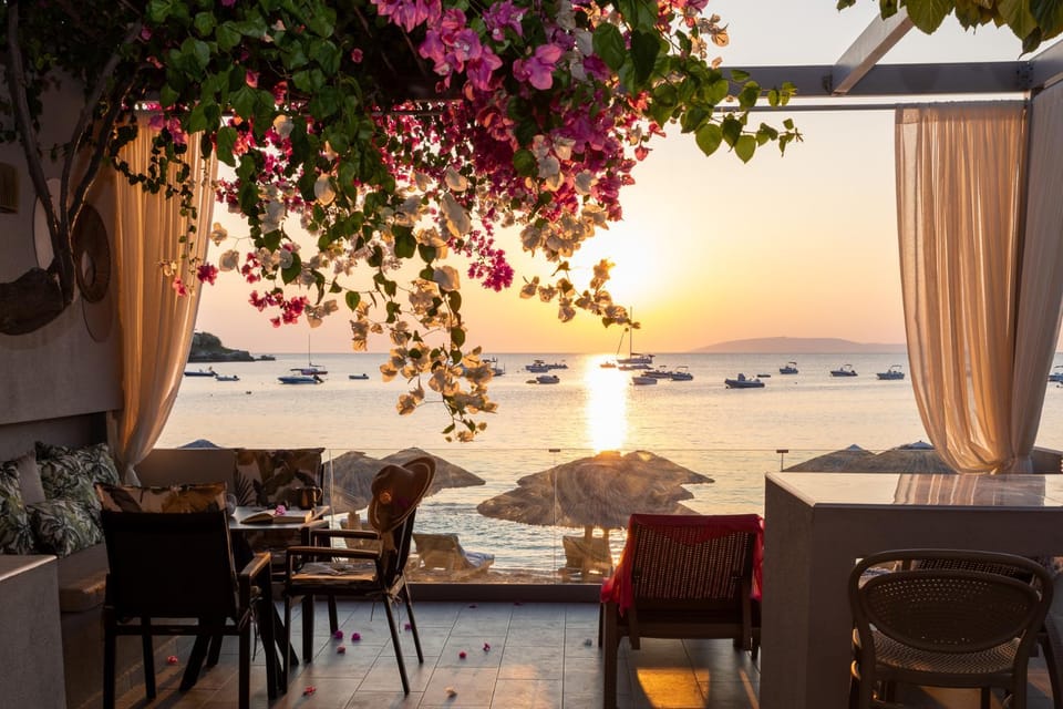 View (from property/room), Balcony/Terrace, Sea view