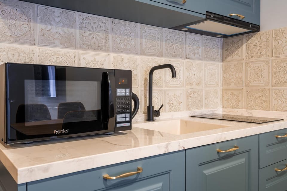 TV and multimedia, Coffee/tea facilities, Kitchen or kitchenette, minibar, pet friendly, stove