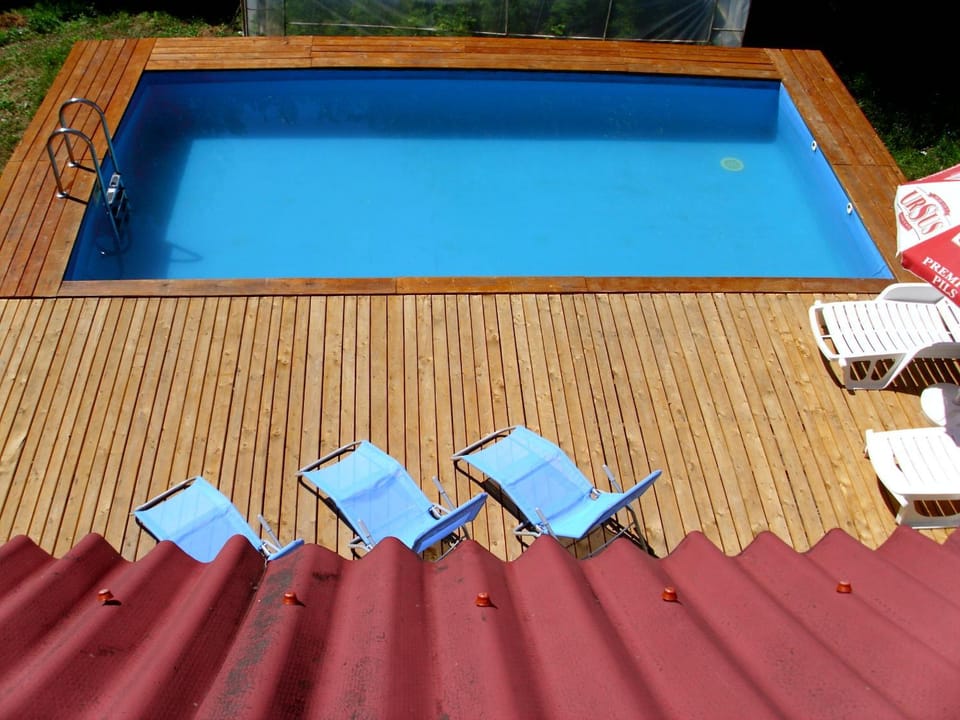 Swimming pool, Swimming pool