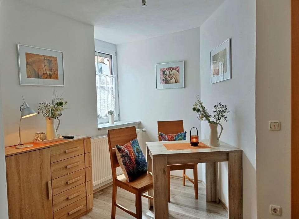 Seating area, Bedroom