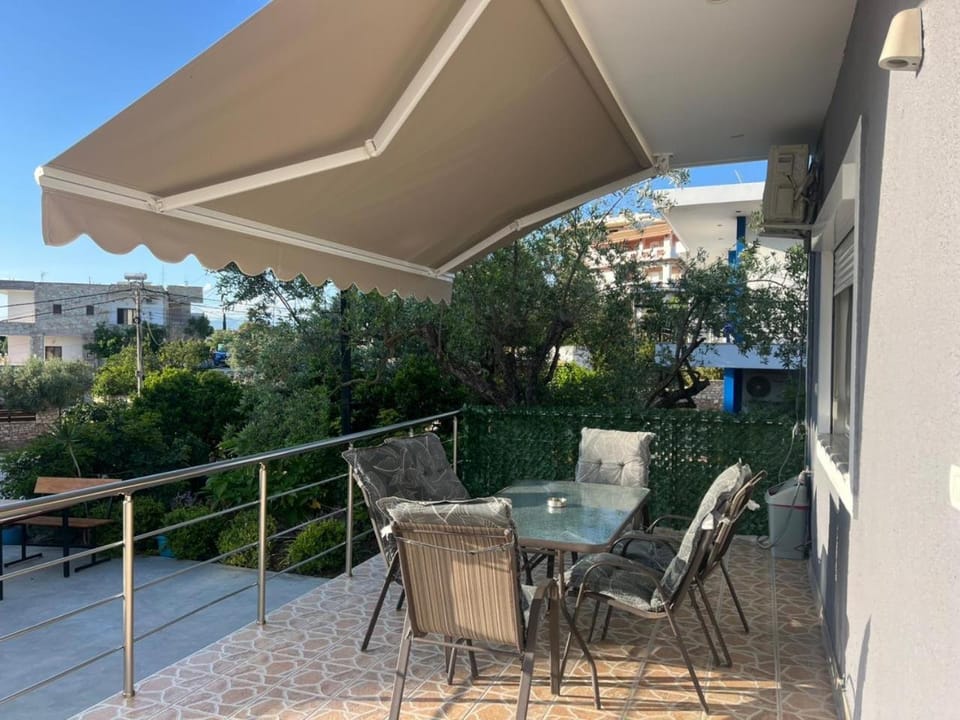 Nardi Guesthouse House in Ksamil
