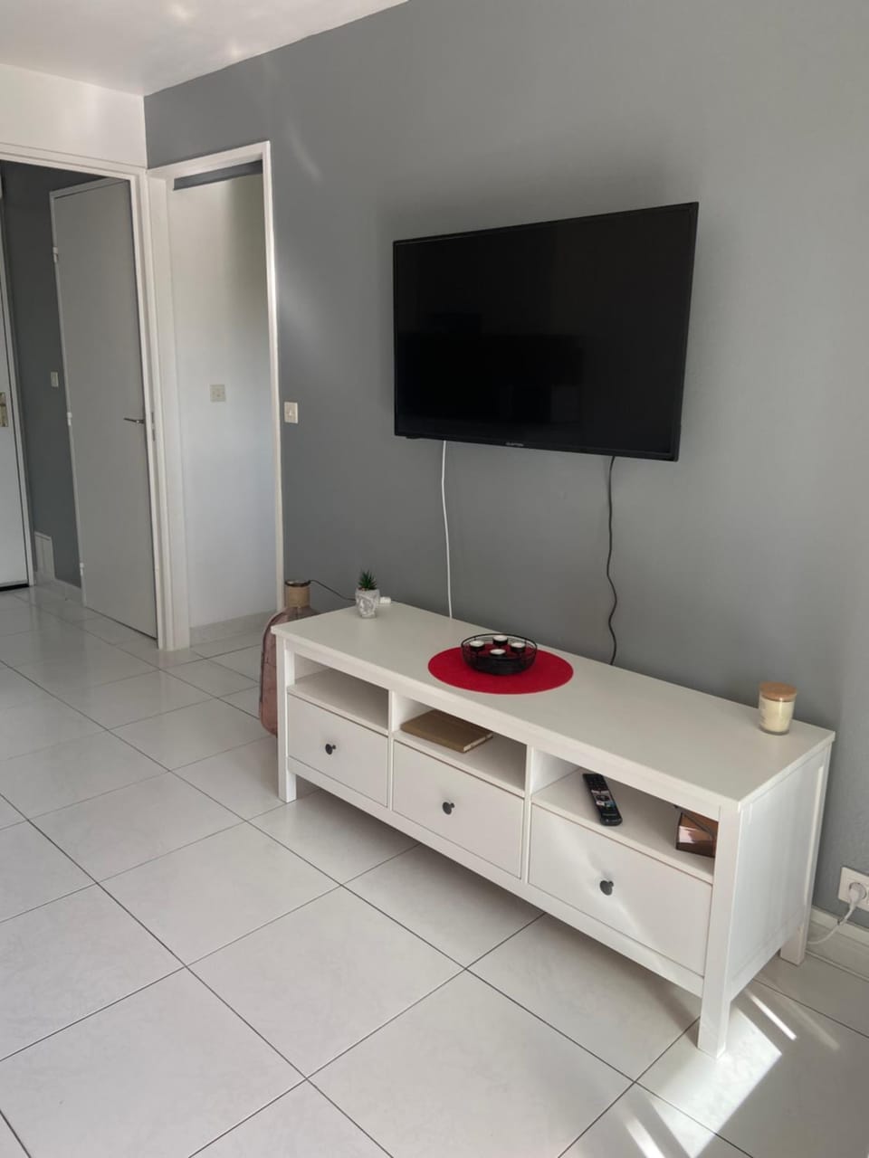 Communal lounge/ TV room, TV and multimedia