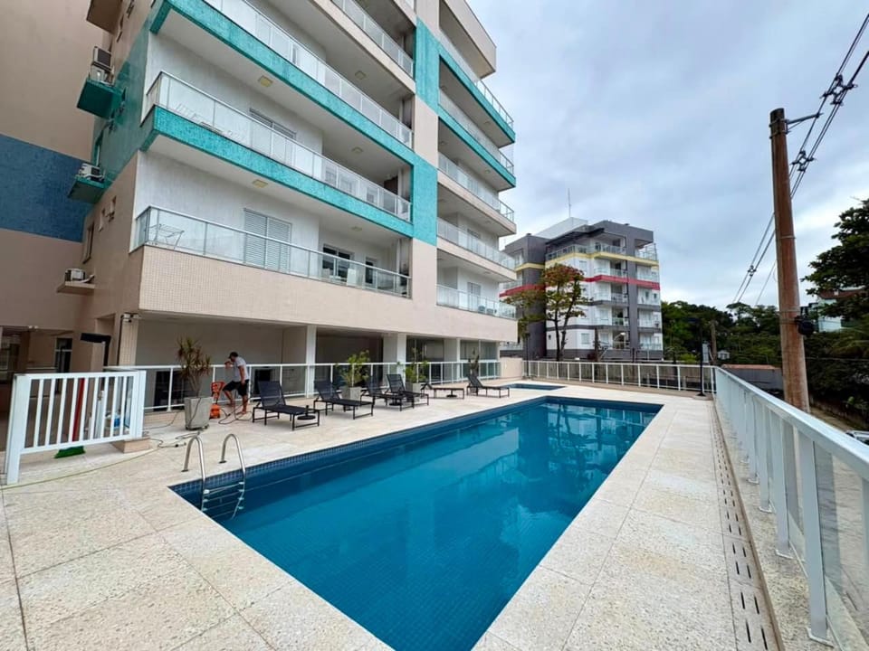 QUARTO ANDAR VISTA PARA O MAR COM piscina CLIMATIZADA Apartment in Ubatuba