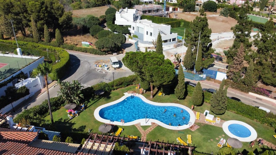 Pool view, Swimming pool