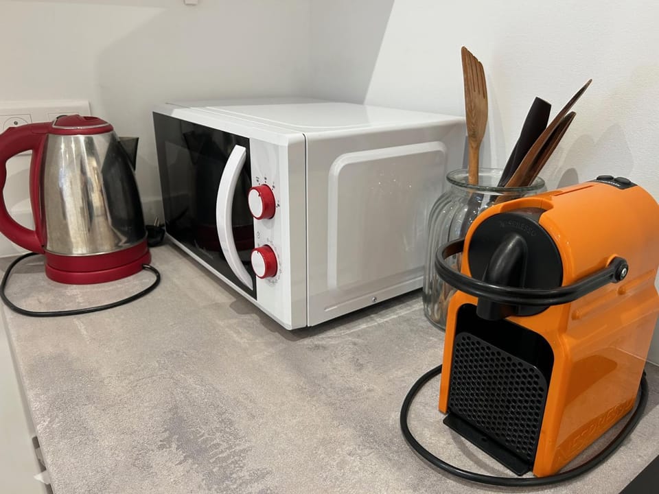 Kitchen or kitchenette, toaster