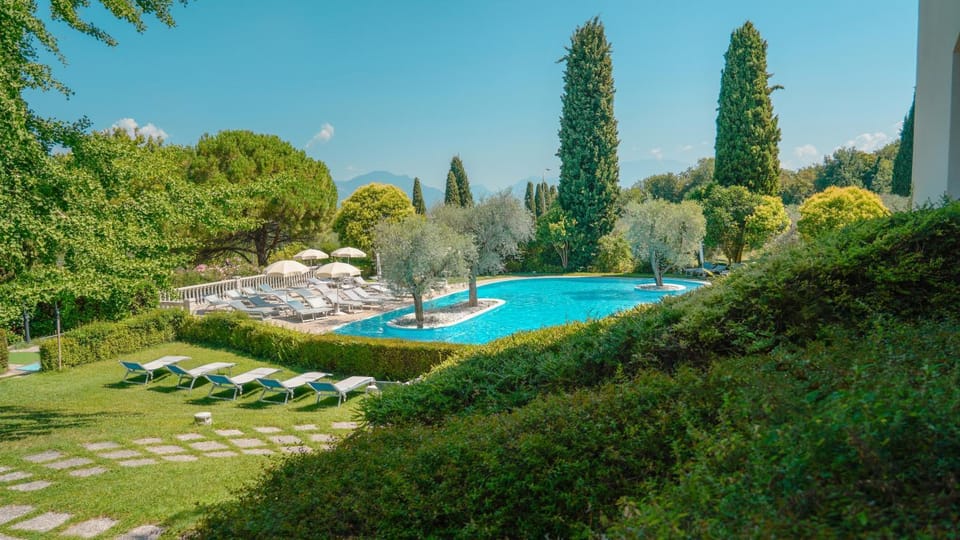 Garden view, Pool view, Swimming pool