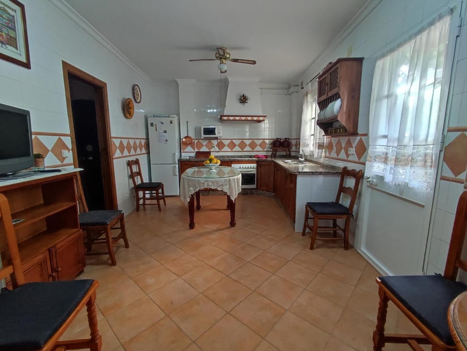TV and multimedia, Dining area, fireplace, minibar, pet friendly, stove