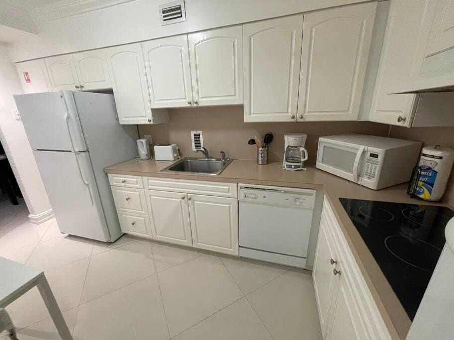 Sian 3G Apartment in Hollywood Beach